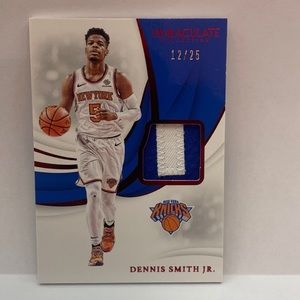 2018-19 Panini Immaculate Swatches Red 12/25 Dennis Smith Jr Knicks (MISC3)